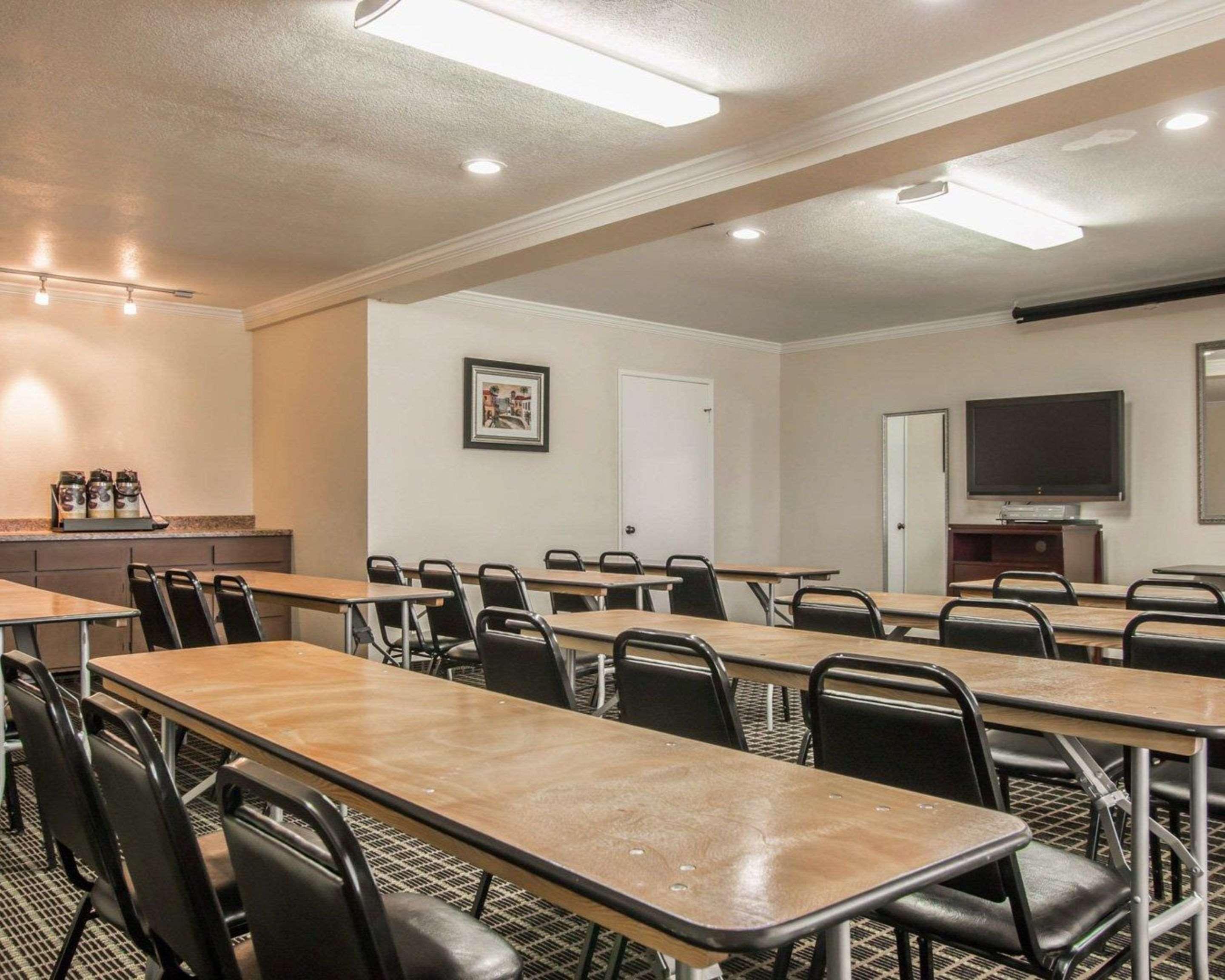 Quality Inn Temecula Valley Wine Country Extérieur photo