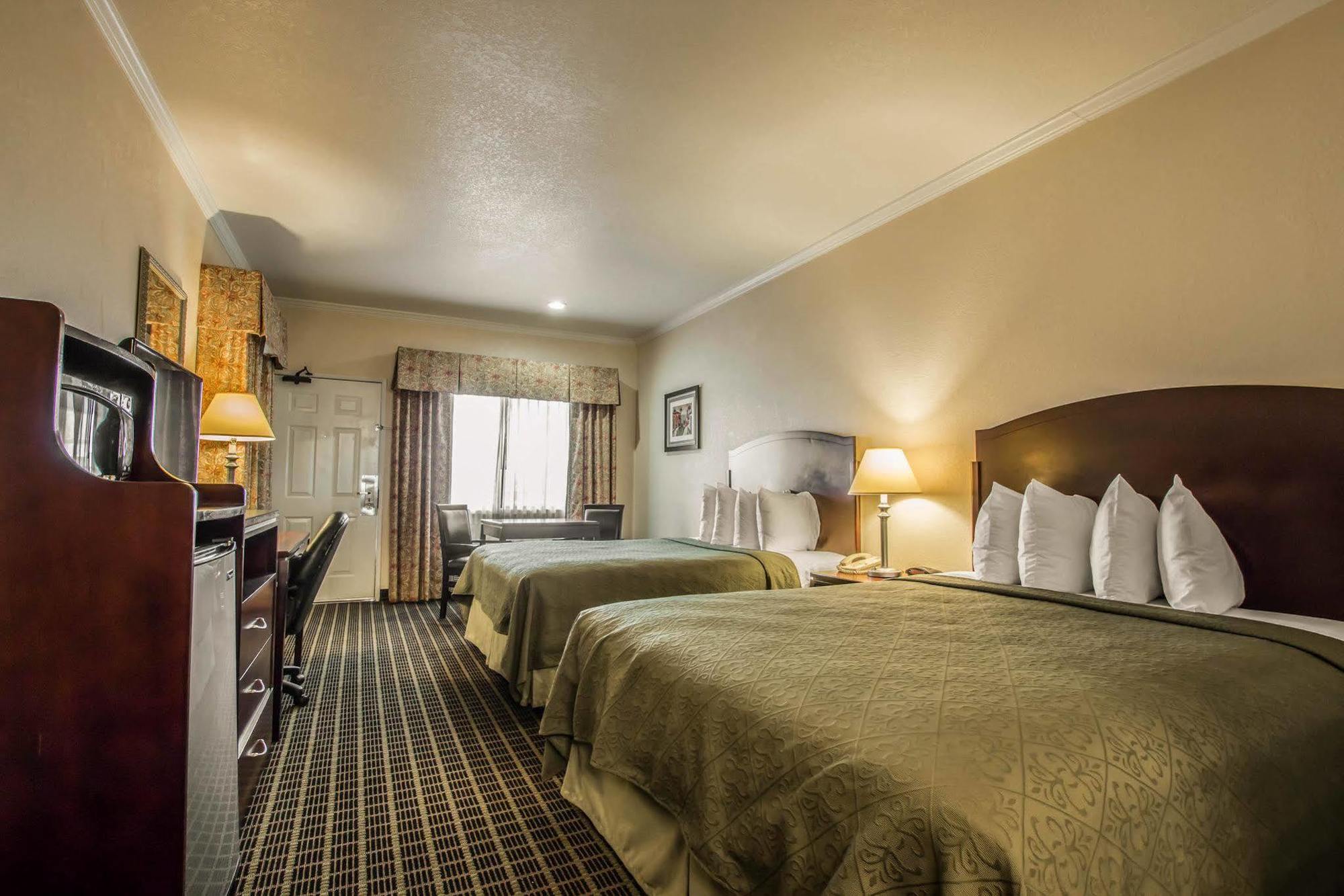 Quality Inn Temecula Valley Wine Country Extérieur photo